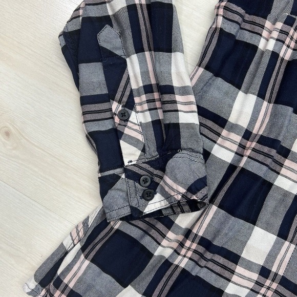 Torrid Womens Flannel Camp Shirt 2XL Black Pink Plaid Button Up Flap Pocket - Picture 4 of 9
